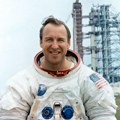 Umro astronaut čuven po rečima "hjustone, imamo problem": Džim Lovel, komandir "baksuzne misije" Apolo 13, preminuo u 97…