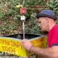 "Bože, daj mi neki znak" Dragan od svog sokačeta napravio urnebesan put, i stranci oduševljeni! Skriveni dragulj na samo 2…