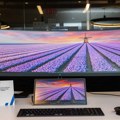 HP novi zakrivljeni monitor od 49 inča