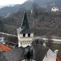 Ваздух у Ариљу изазива забринутост: Да ли је за лош квалитет крив текстилни отпад који се ложи?