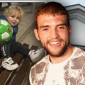 Veljko Ražnatović objavio fotku najmlađeg sina: Isaija pozira sa loptom u ruci, mališan mnogima izmamio osmeh (foto)