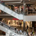 Muškarac izbo nožem ljubavnicu u tržnom centru, pa urlao pred svima: "Razdvojila me je od žene"