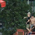 Haos na Karađorđu, tuča između navijača Vojvodine i Fradija, istakli zastavu Velike Mađarske, jedan povređen
