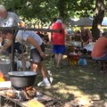 Čarobni pasulj u Svilojevu u subotu u seoskom parku! Za sve takmičare u kuvanju pasulja organizator obezbeđuje pasulj…