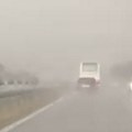 (Video) Ne vidi se prst pred okom: Zastrašujuće scene na auto-putu kod Jerine, oluja paralisala ovaj deo Srbije