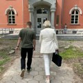 Lakše povređen dečak na koga je pala kapija Prekršajnog suda u Nišu