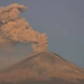 VIDEO: Proradio vulkan Popokatepetl, izbacuje pepeo i šest kilometara uvis