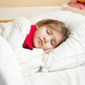 Da li biste ostavili dete da spava u hladnoj sobi? Možda hoćete nakon ovog teksta