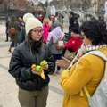 Stariji sugrađani podržali studente Tehnološkog fakulteta u Leskovcu i poslušali njihove glasove