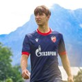 Zvezda predstavila nove dresove! FOTO/ANKETA