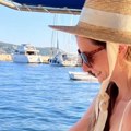 Krije drugog muža kao zmija noge: Naša glumica bila je u braku sa kolegom, a sada blista od sreće - oglasila se sa letovanja…