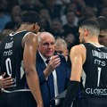 Neprijatnost za Partizan uoči promocije na Avali: Navijači Zvezde išarali grb crno-belih