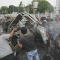 Više od 20 ljudi se vodi kao nestalo nakon nasilnih protesta u Indoneziji (FOTO)