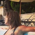 Njen intimni snimak videla je cela Srbija Od sramote godinama nije izlazila pred kamere, a evo gde je pevačica danas