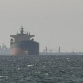 Prvi tanker sa sirovom naftom prošao kroz Ormuski moreuz od uvođenja američke blokade iranskih luka