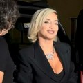 Kako izgleda Maja Berović? Gori kao nikad do sad: U mini šortsu zapalila Bor, a nova frizura je čista moć