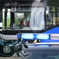 Novi detalji teškog udesa u Barajevu: Sudar autobusa 560 i motora! Motociklista ima otvorene prelome
