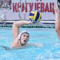 Radnički ubedljiv protiv Budućnosti, Kragujevčani na vrhu tabele