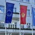 U Crnoj Gori danas vanredni parlamentarni izbori