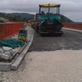 Rok za završetak radova na Sarajevskom mostu odavno prošao, već dva meseca nema radnika