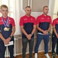 Držani triatlonci Novak i Andrija Stojiljković iz Leskovca: OTAC NAS JE UVEO U SVET SPORTA (video)