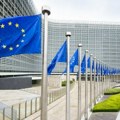 Europska komisija će ublažiti zahtjeve za farme kako bi smirila poljoprivrednike