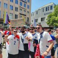 Srbi raspalili kolo nasred minhena: Jedna poruka digla sve u trans, pa naravno da se ložimo! (video)