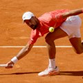 Počelo je! Novak se sprema za Rolan Garos, jedan detalj sa treninga zabrinuo je mnoge