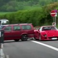 Ferrari F40 udario u Volvo, a ovo su posledice