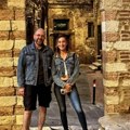 Tika Špic više ne krije 19 godina mlađu devojku: Glumac uživa pored prelepe Jelene