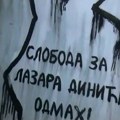 Građani Bora pružili podršku Lazaru Diniću kome je produžen kućni pritvor