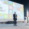 Još sam živ, i ne bih da se izvinjavam zbog toga: Dušan Kovačević primio Nagradu „Milan Žmukić“ i proglasio otvorenim 38…