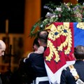 Članovi kraljevske porodice na sahrani vojvotkinje od Kenta