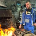 Zbog vladimira nema tupih sekira u ivanjičkom kraju: "Kad se voli, posao kovača nije težak" (foto)
