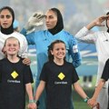 Fudbal kao spas! Odbegle Iranke prvi put trenirale sa novim klubom