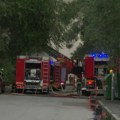 Veliki požar izbio u tržnom centru "Enjub" na Novom Beogradu, u toku lokalizacija