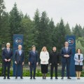 Vučić se sastao sa Zelenskim na marginama samita Karpatske inicijative u Ukrajini