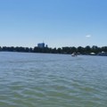 Milan izvukao grdosiju iz Dunava Rečna neman ima skoro dva i po metra (foto)