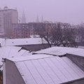 Sneg pada širom Srbije! Novi Sad se zabeleo prvi put ove godine: RHMZ popalio alarme, ovi delovi zemlje da se spreme na opasne…