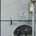 На улазу у општину Зубин Поток постављена табла приштинских институција
