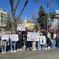 Protestna šetnja „Kroz (ne)vreme” održana danas u Nišu