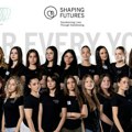 Mladi frizeri zasijali na “Shaping Futures” reviji frizura