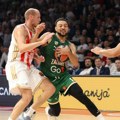 Partizanov miljenik doživeo povredu posle samo jednog minuta na parketu