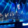 Ostavio nam je muziku koja će živeti večno: Ilda Šaulić razgalila publiku izvedbama Šabanovih hitova (foto)