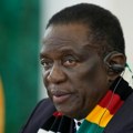Usvojen zakon koji omogućava predsedniku Zimbabvea da ostane na vlasti do 2030.