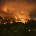 Vetar otežava gašenje požara: Situacija na granici Švajcarske sa Italijom još uvek nije pod kontrolom