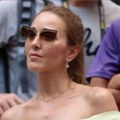 Cvetna haljina Jelene Đoković je zvezda tribina US Opena: Gola ramena i čipka savršeno ističu ženstvenost! Totalni modni…