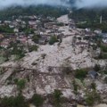 (VIDEO, FOTO) Najmanje 18 poginulih u poplavama, nastavljena potraga za nestalima