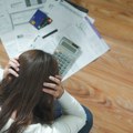 Плаћају да одлазе у лажне канцеларије где се претварају да раде: Нови бизнис цвета у свету