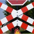 Voz van šina, pruga blokirana Incident kod Borovnice poremetio železnički saobraćaj u Sloveniji